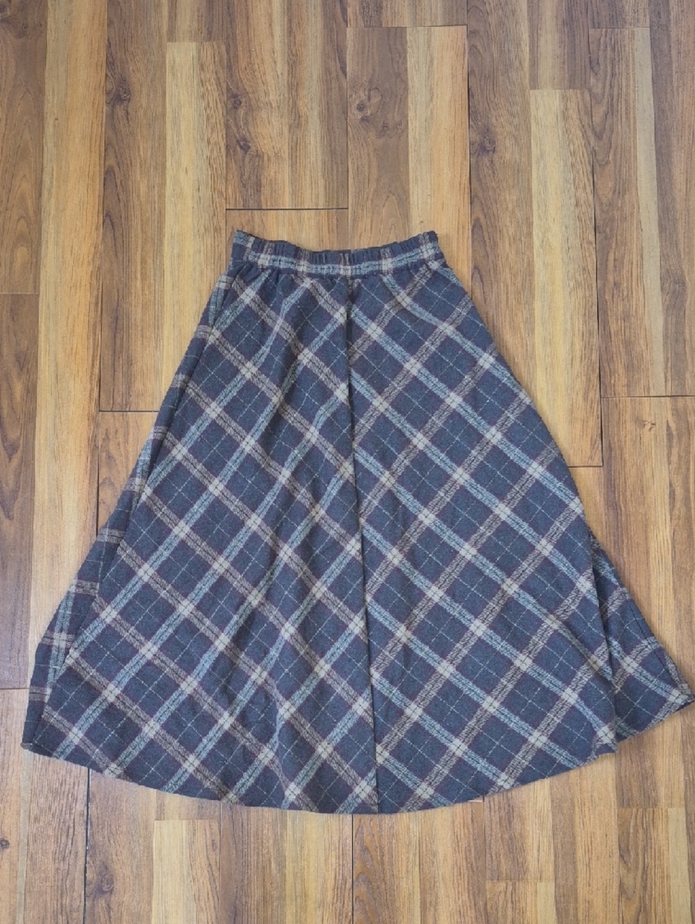 RIHOAS Plaid Circle Skirt in Brown and Gray - Picture 3 of 3